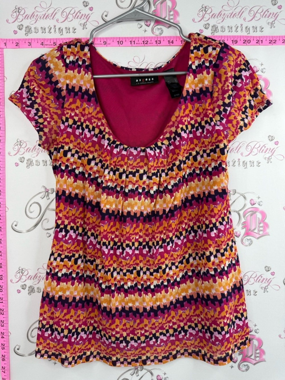 Axcess Liz Claiborne T-shirt aztec Pink Multi-Color Scoop Neck Short Sleeve Top